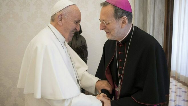 El Papa, con el Nuncio en Ucrania