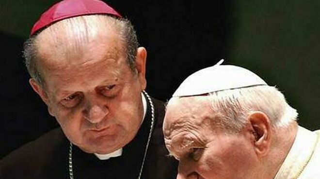 Juan Pablo II y monseñor Dziwisz