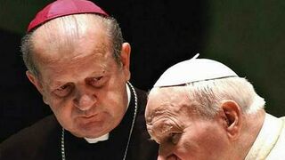 Juan Pablo II y monseñor Dziwisz