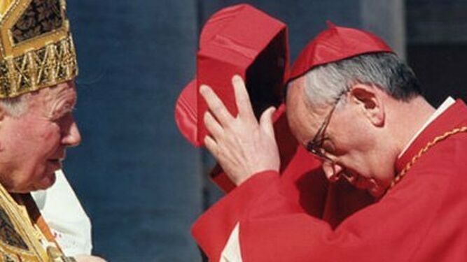 Bergoglio, junto a Juan Pablo II