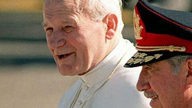 Juan Pablo II y Pinochet