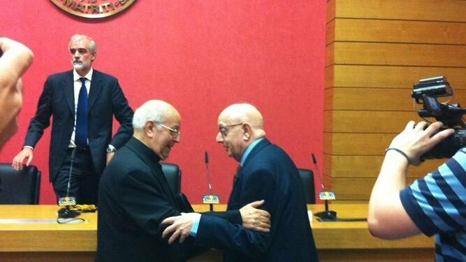 Blázquez saluda a Díaz Moreno