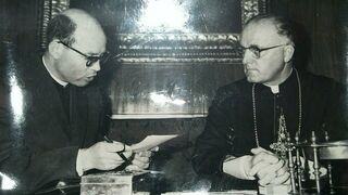 Aradillas entrevista a monseñor Dadaglio