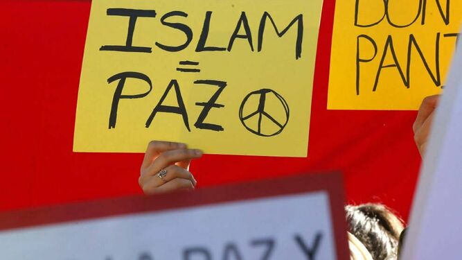 Musulmanes, contra la violencia