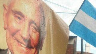 El cardenal Pironio, más cerca de los altares