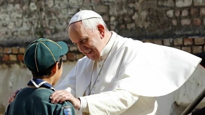 El Papa, con jóvenes scouts