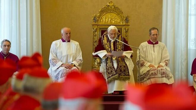 Momento de la renuncia de Benedicto XVI