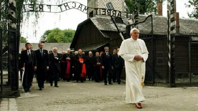 Benedicto en Auschwitz