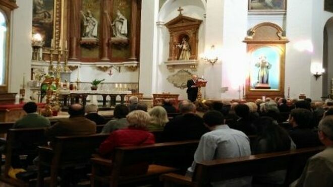 Misa por Franco en la iglesia de Santiago de Madrid