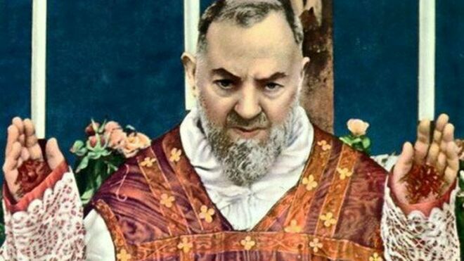 El padre Pío estigmatizado