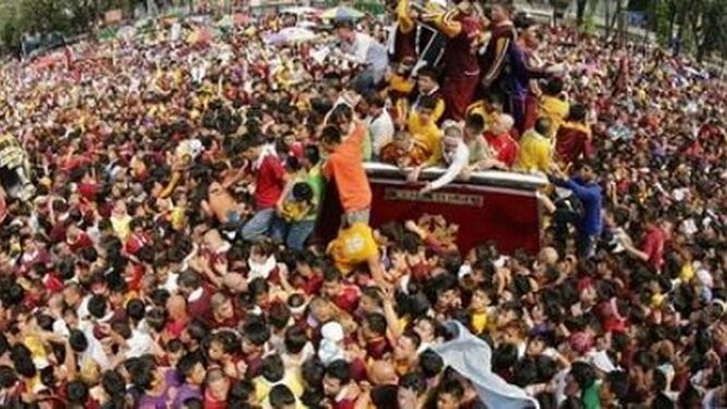 Procesión del Nazareno Negro en Manila