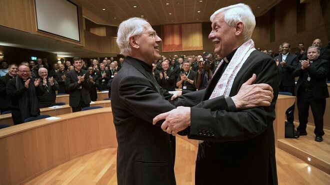 Adolfo Nicolás, con Arturo Sosa