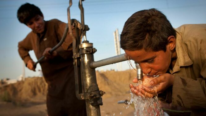 El agua, un derecho universal