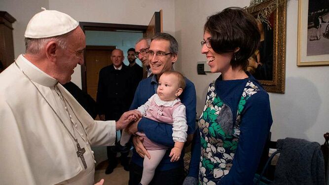 Papa y cura casado