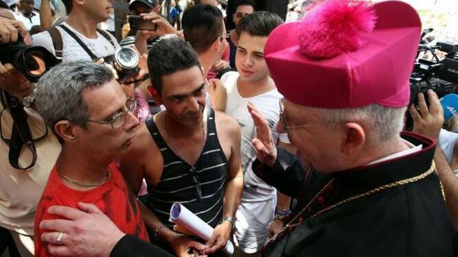 Bendición de parejas gays en Cuba