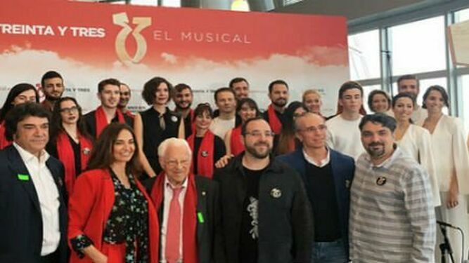 El equipo de '33: el musical' hoy, en Torre Espacio