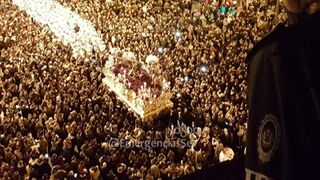 Fervor, y seguridad, en la Semana Santa sevillana