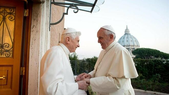 Francisco y Benedicto, en el Vaticano