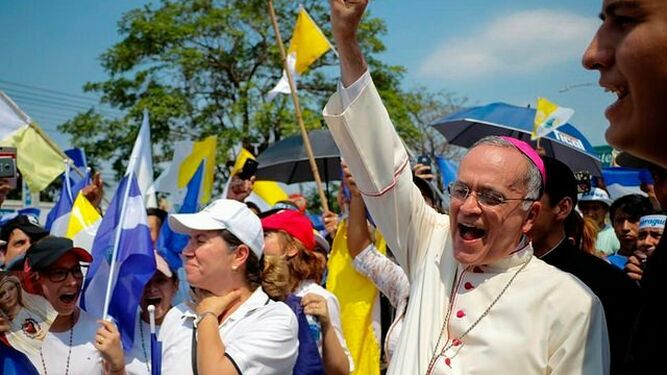El obispo nicaragüense Silvio José Báez