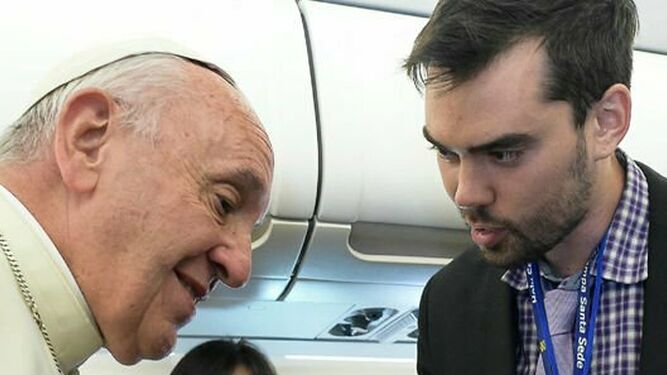 El Papa Francisco, y Hernán Reyes