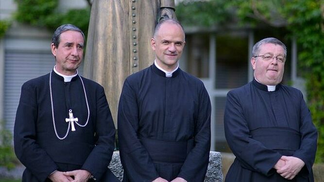 De Galarreta, Pagliarani y Bouchacourt, nuevos responsables de los 'lefebvrianos'