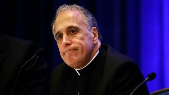 El presidente de los obispos de EEUU, cardenal Daniel DiNardo