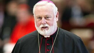 Monseñor Richard Gallagher