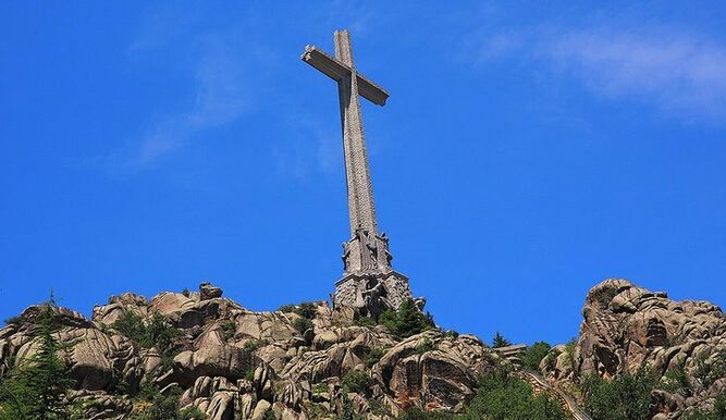 La Cruz de Cuelgamuros