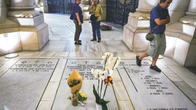 Los Franco, en la cripta de La Almudena