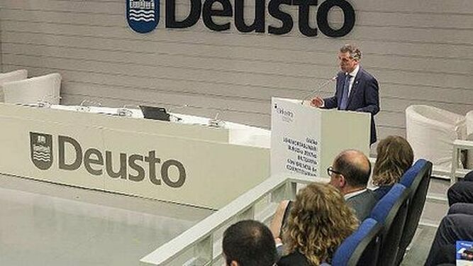 Deusto
