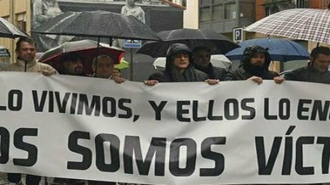 Víctimas protestan contra los abusos del clero