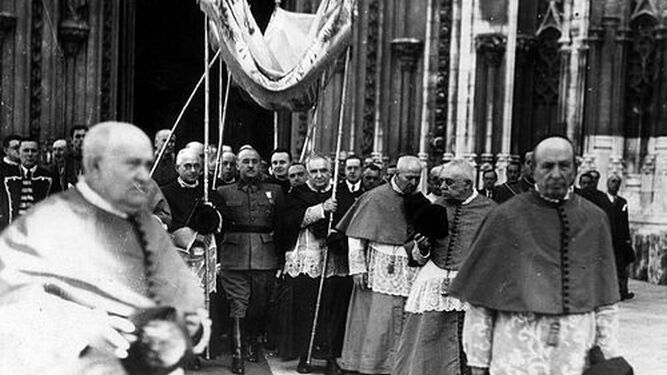 Franco e iglesia