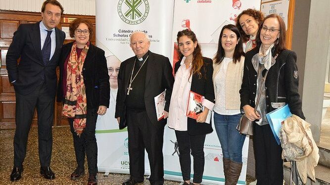 Cañizares junto a los participantes de Scholas Ciudadanía