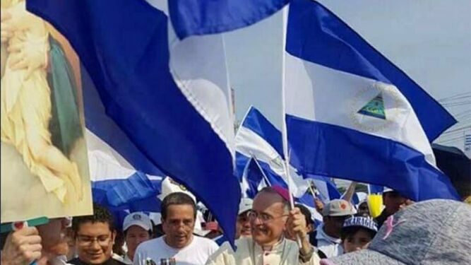 Báez y la bandera
