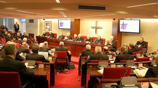 Los obispos escuchan a Blázquez