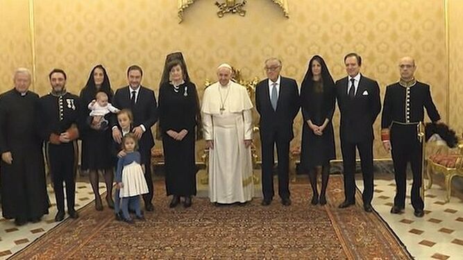 Carmen Peña presenta credenciales al Papa