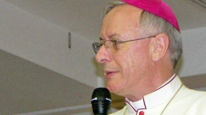 Obispo Paul Hinder, Vicario Apostólico del sur de Arabia