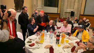 Osoro, junto al padre Ángel, en el Museo del Prado