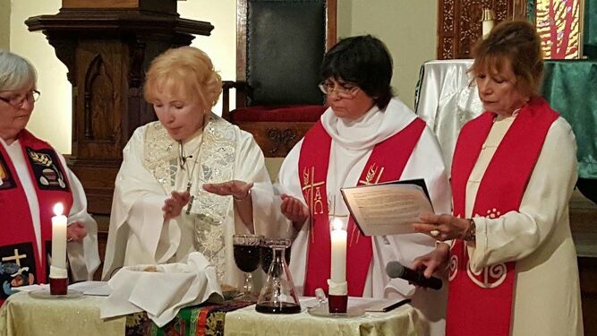 Mujeres sacerdotes