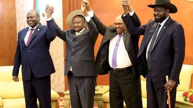 Gobierno y rebeldes firman en Jartum el acuerdo de paz