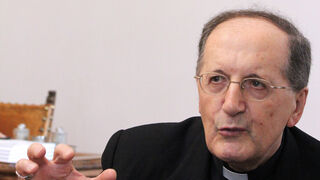 El cardenal Beniamino Stella, Prefecto de la Congregación para el Clero