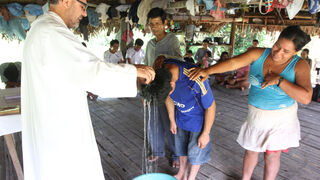 Bautismo en la Amazonía