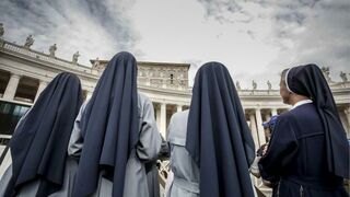 Monjas en el Vaticano