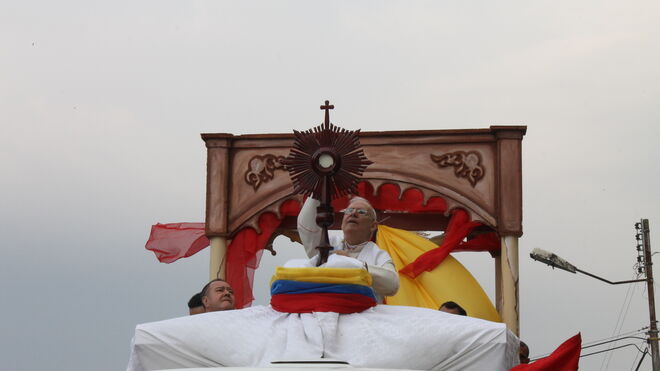 Mario Moronta, durante la plegaria