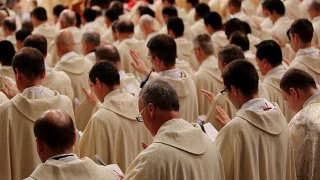Sacerdotes en el mundo