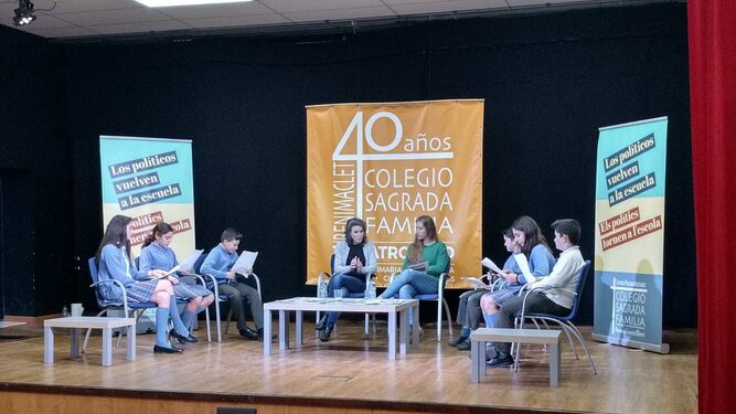 Con la candidata de València en Comú-Podemos, María Oliver
