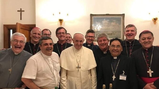 El Papa Francisco, con nuevos obispos argentinos