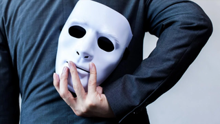 Desprendámonos de las máscaras