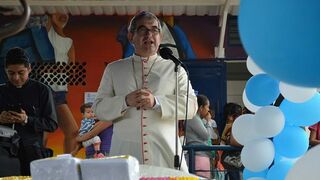 El obispo de Cúcuta, monseñor Ochoa Cadavid, celebra un millón de raciones distribuidas en la frontera