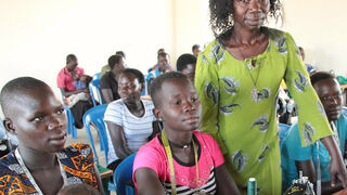 Clase de costura en el campo de refugiados de Palabek, Uganda